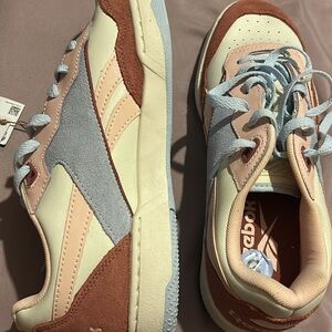 Reebok Women's Sneakers - Peach, Blue, and Cream